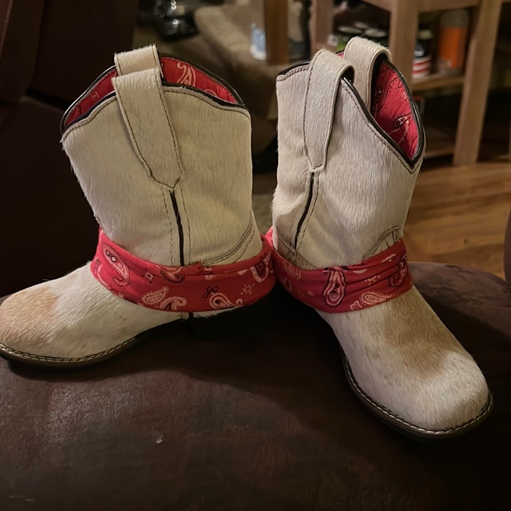 Fur cowgirl boots